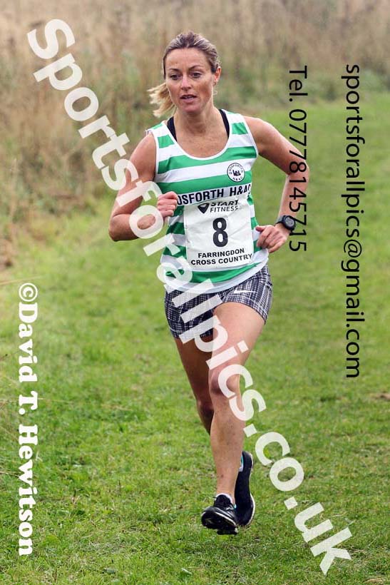 Senior Womens relay, 2021 Farringdon Open Cross Country, Sunderland . Photo: David T. Hewitson/Sports for All Pics